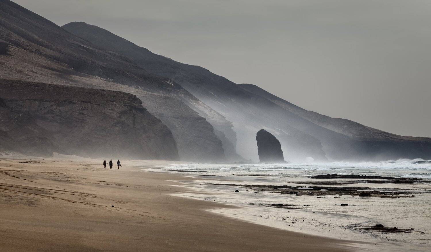 горы, океан, пляж, Александр Безмолитвенный