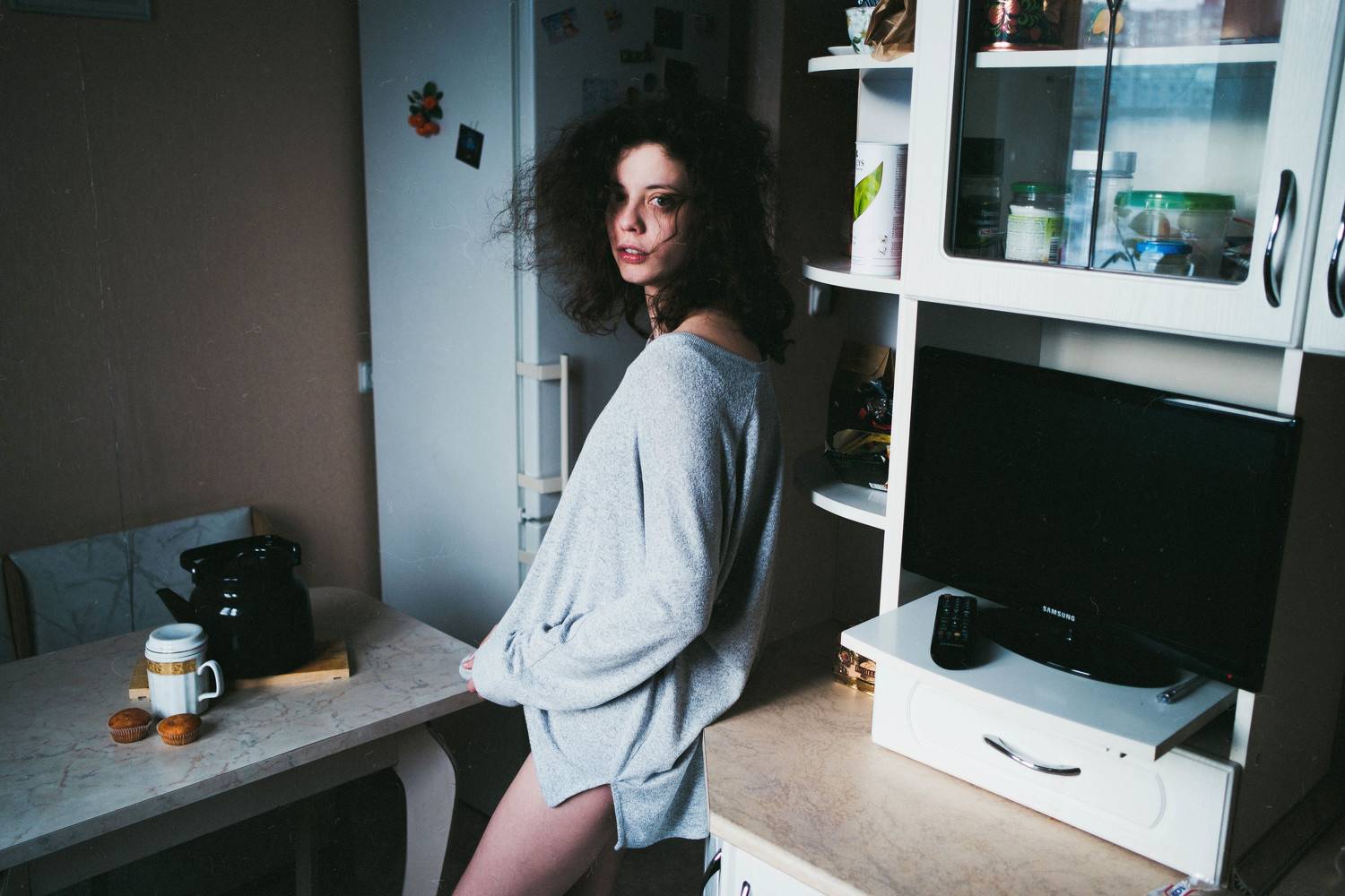 естественный свет, утро, кухня, девушка, Михаил Пешков