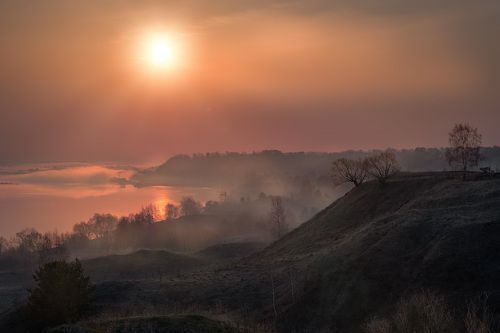 Туманный рассвет над Окой