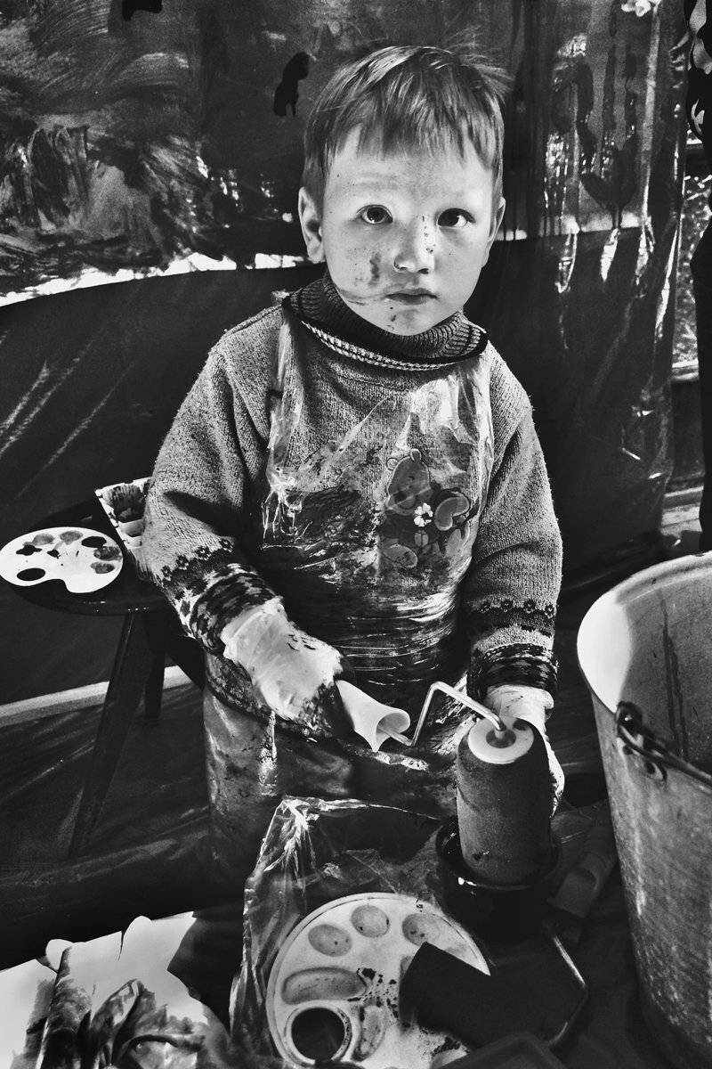 портрет, ребенок, глаза, взгляд, художник, краски, чб, апатиты, Николай Смоляк