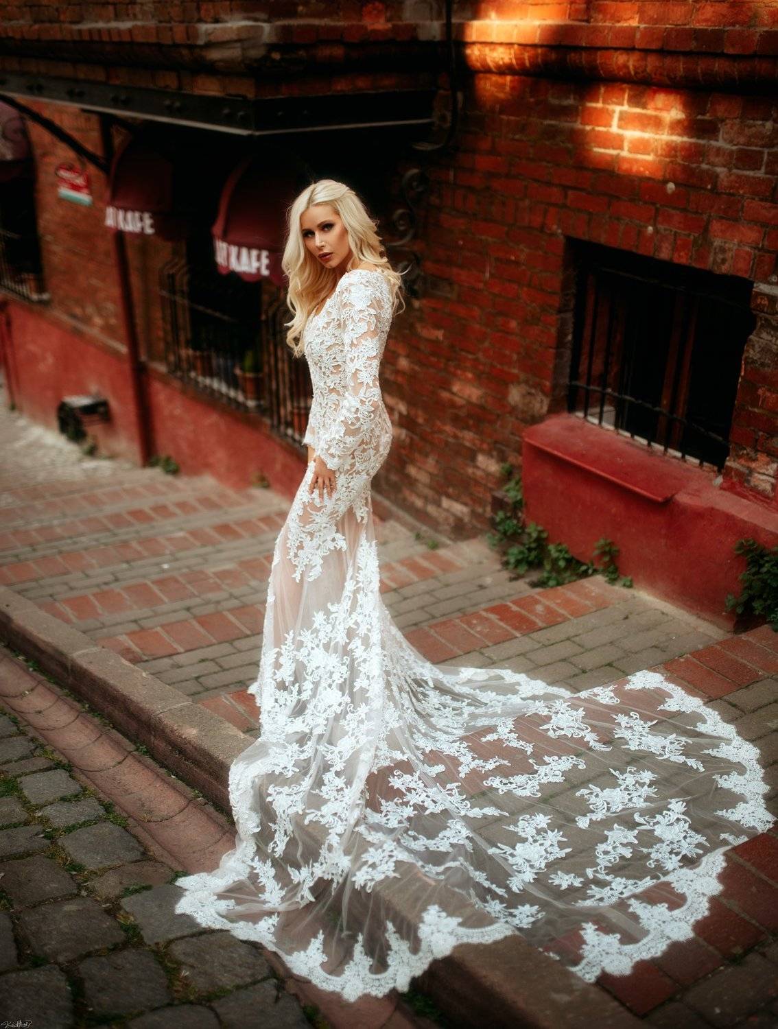 dress, sexy, body, beauty, white, red, street, natural, light, 35mm, beautiful, pretty, girl, blonde, portrait, art, nikon, sigma, istanbul, colorful, sweet, face, Каан Алтындал