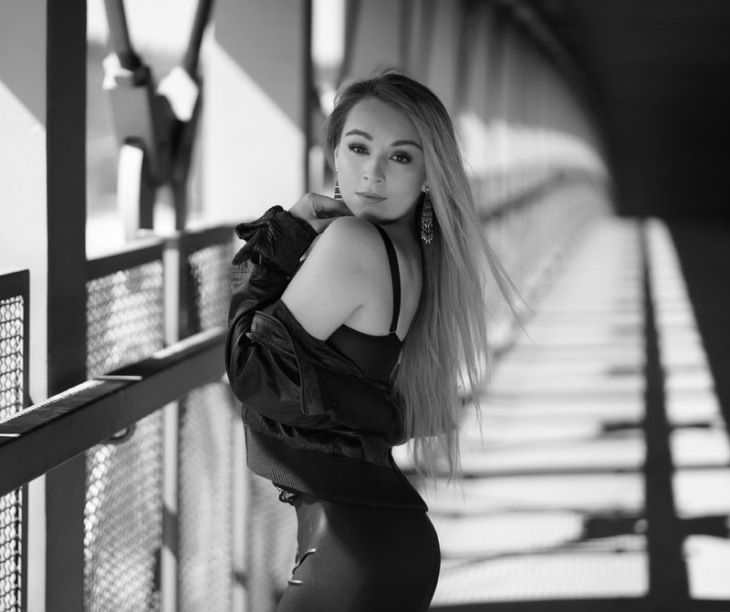 Emilia фото превью