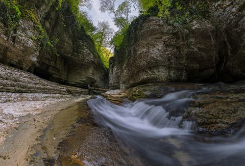 В теснине Агурского ущелья
