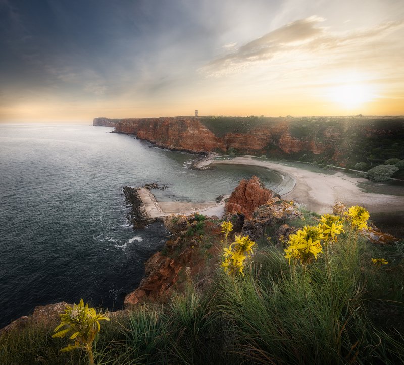 Sunset at the Black sea фото превью