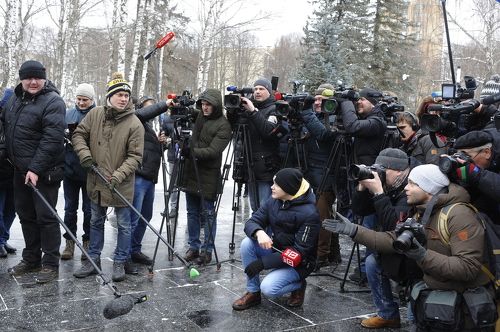 ВЗАИМОПОНИМАНИЕ. И лица...лица....