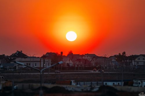 А Вы знали, что Солнце белого цвета? =)