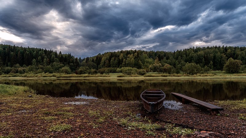 На берегу реки Чусовой фото превью