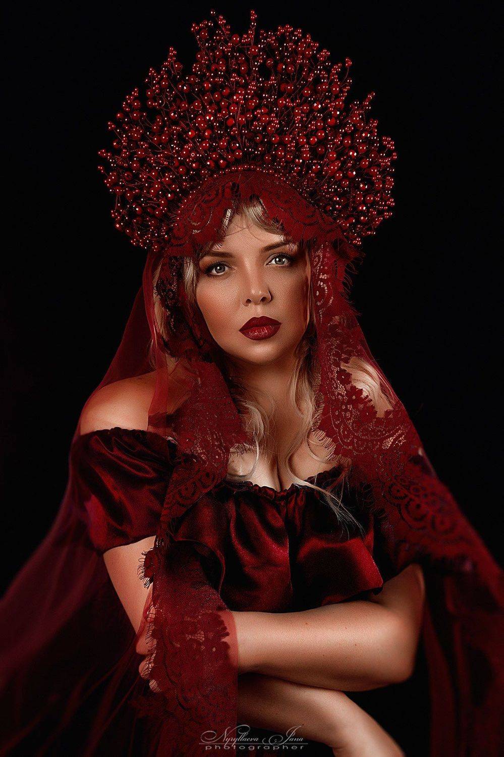 фотографнуруллаеваяна идеидляфотосессий идеядляфотосессии фотосессиявплатье фотосессиявкукошнике дувушкавкокошнике, Нуруллаева Яночка