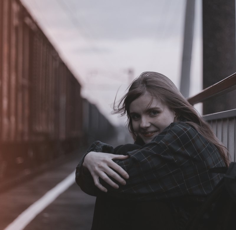 portrait,girl,beautiful,fashion,screatives,hine,девушка,портрет,весна,апрель,april,color,field,beautifulgirl,fashionillustration,fashiongirl,springrlove,spring2019,весна2019,цвета,вечнаявесна,капель,thaw,filmcolor,film. let\'s hit the road фото превью