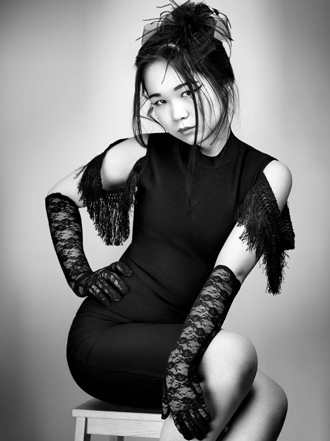 beauty, beauty photographer, model, headshot, closeup, makeup, long hair, eyes, facial, photographer, photography, Gary McGillivray-Birnie