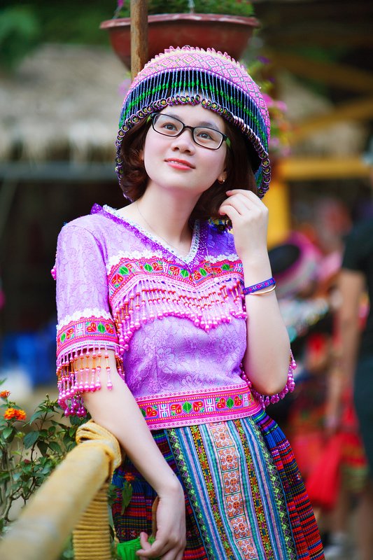 Bé Dân Tộc фото превью