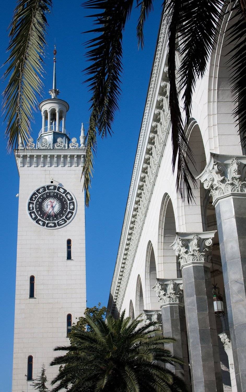 сочи, вокзал, здание, часы, лето, пальма, Vladimir Kedrov