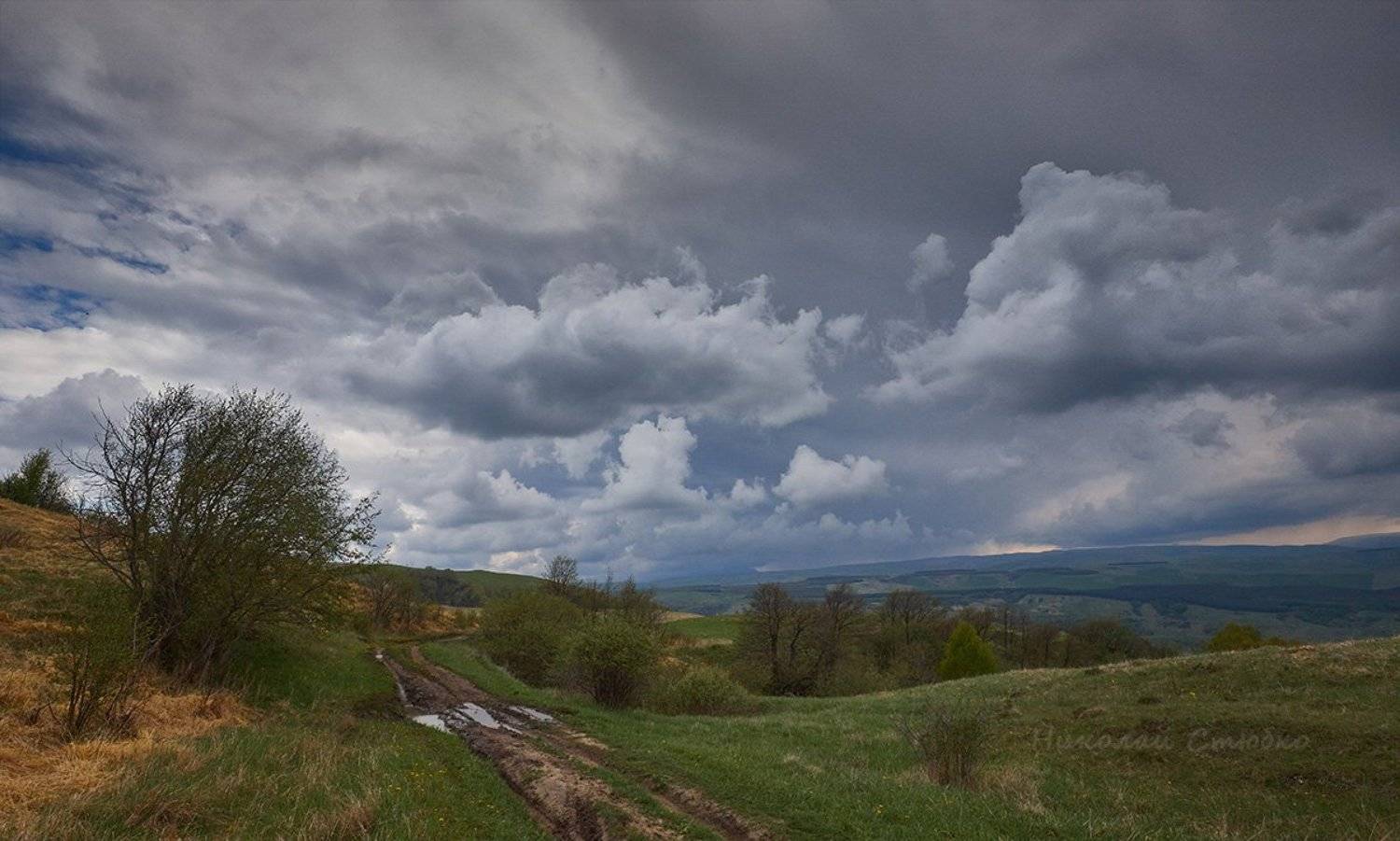 кавказ горы весна дождь облака, Николай Стюбко