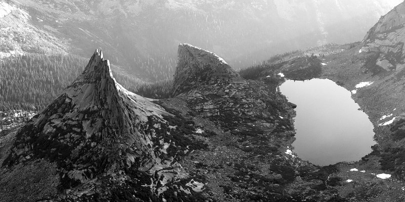 горы, сибирь, саяны, западный саян, ергаки, утро, скала, парабола, ник васильев, плечо птицы, озеро горных духов,скала братья Утренняя Парабола. фото превью