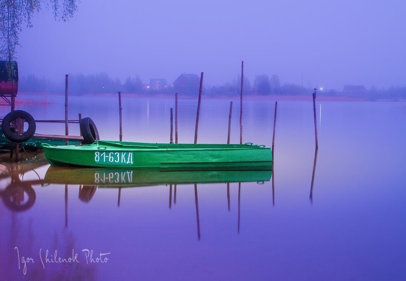 отражение, озеро, закат, лодка, весна, селигер, озеро Сиреневая тишина фото превью