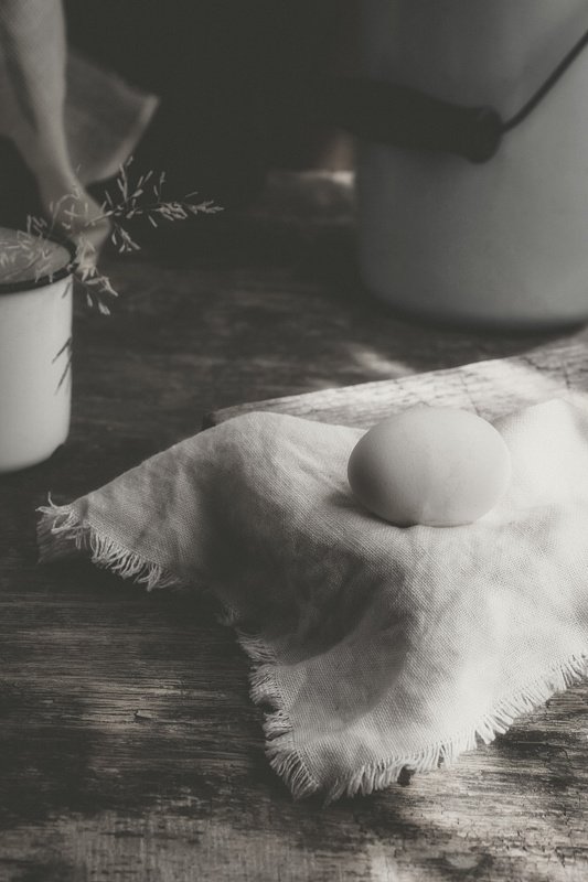 натюрморт, яйцо, грубая ткань,бидон,утро Ранее утро 2 фото превью