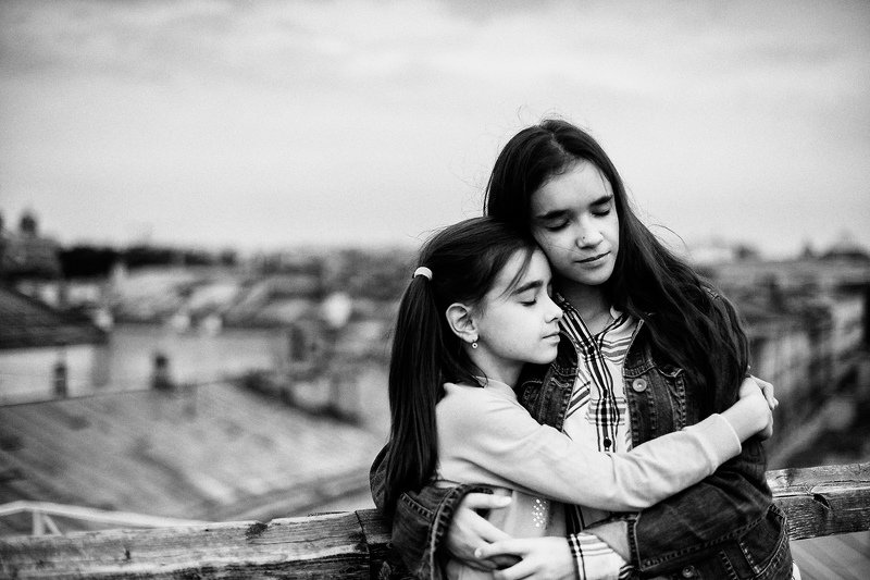 сестры фото превью