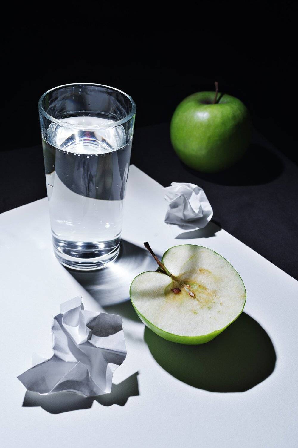 стакан, яблоко, контраст, Алексей Егоров