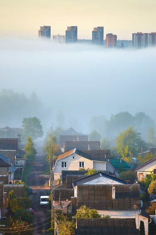 город, утро, туман, рассвет Культурные слои фото превью