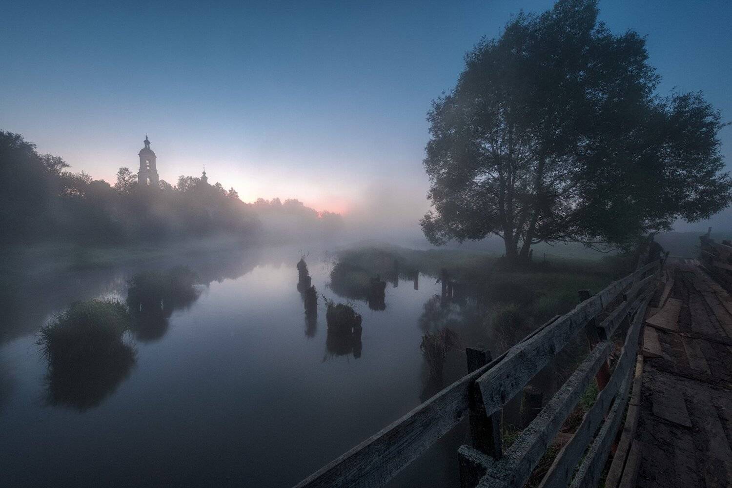 филипповское, шерна, река, утро, рассвет, туман, мост, небо, весна, май, восход, путешествие, пейзаж, Андрей Чиж
