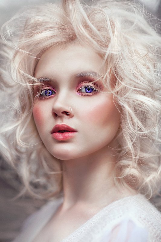 ангел , крылья, девушка, серый, белый, красивая Когда мы теряем крылья фото превью