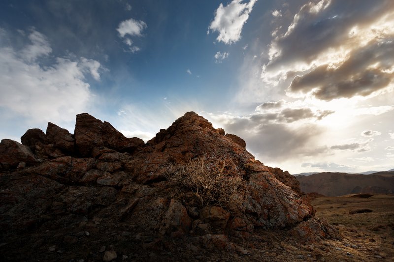 пейзаж, природа, алтай, горы, небо, свет, nature, mountain, light, sky Каменный замок фото превью
