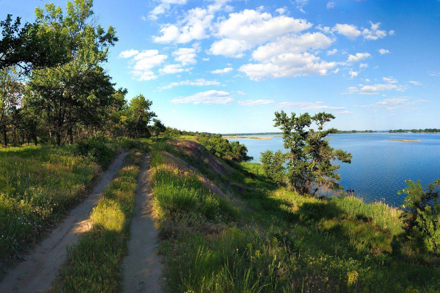 весна,вечер,дорога,зелень,деревья,пейзаж,природа, Сергей Богачёв