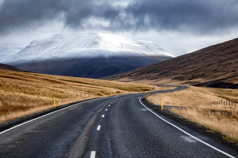 iceland, landscape, nature, spring, road, leadinglines,  A road to the mountain фото превью