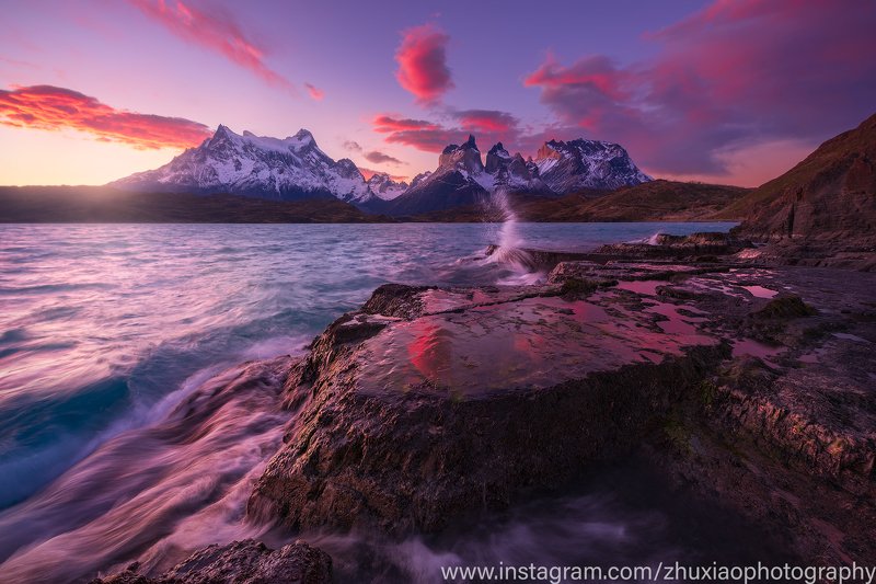 Закат в национальном парке Торрес дель Пайне фото превью