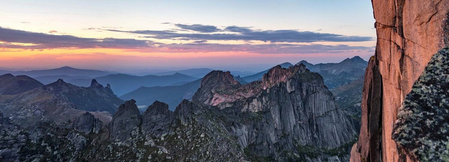 горы, россия, сибирь, саяны, западный саян, ергаки, путешествие, поход, приключения, ник васильев, панорама, сумерки, спящий саян, Николай Васильев