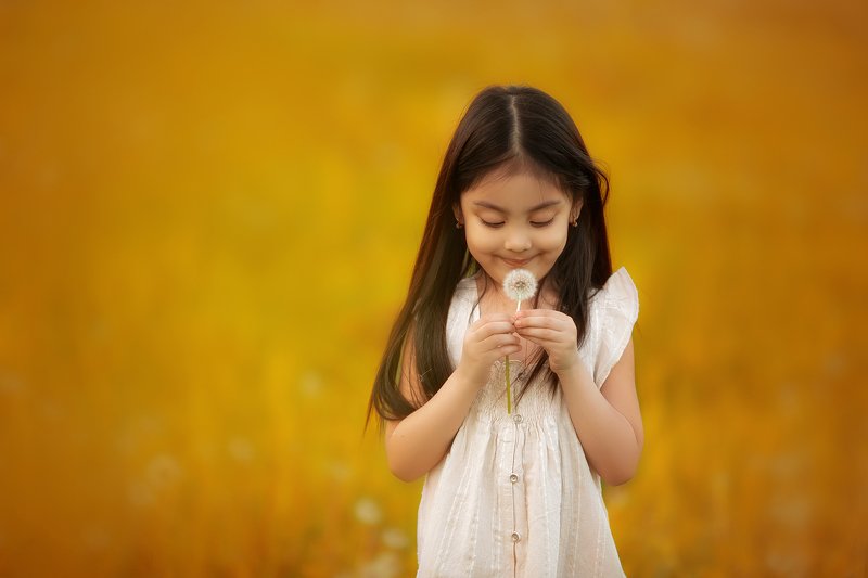 Желтый фото превью