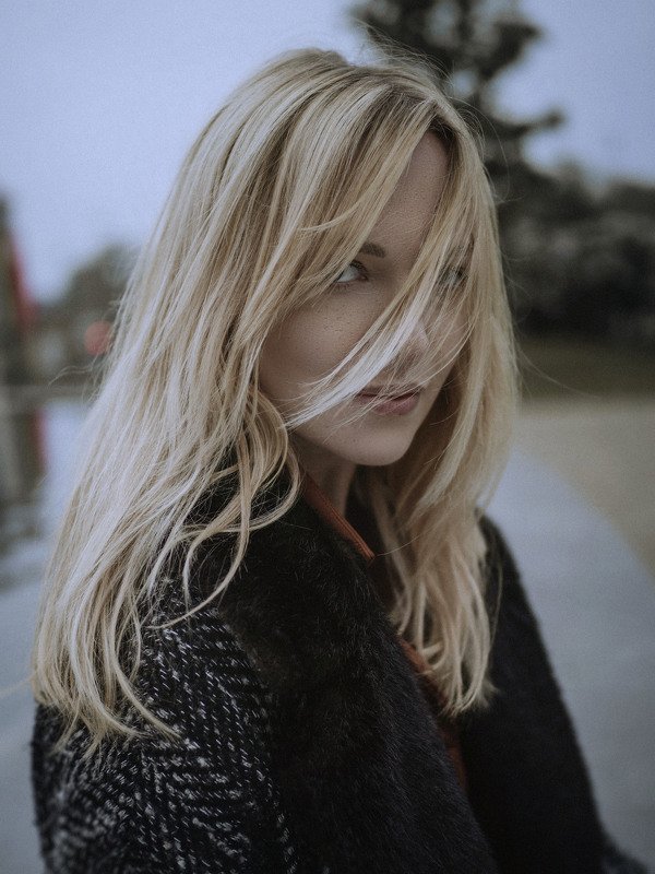 Louise фото превью