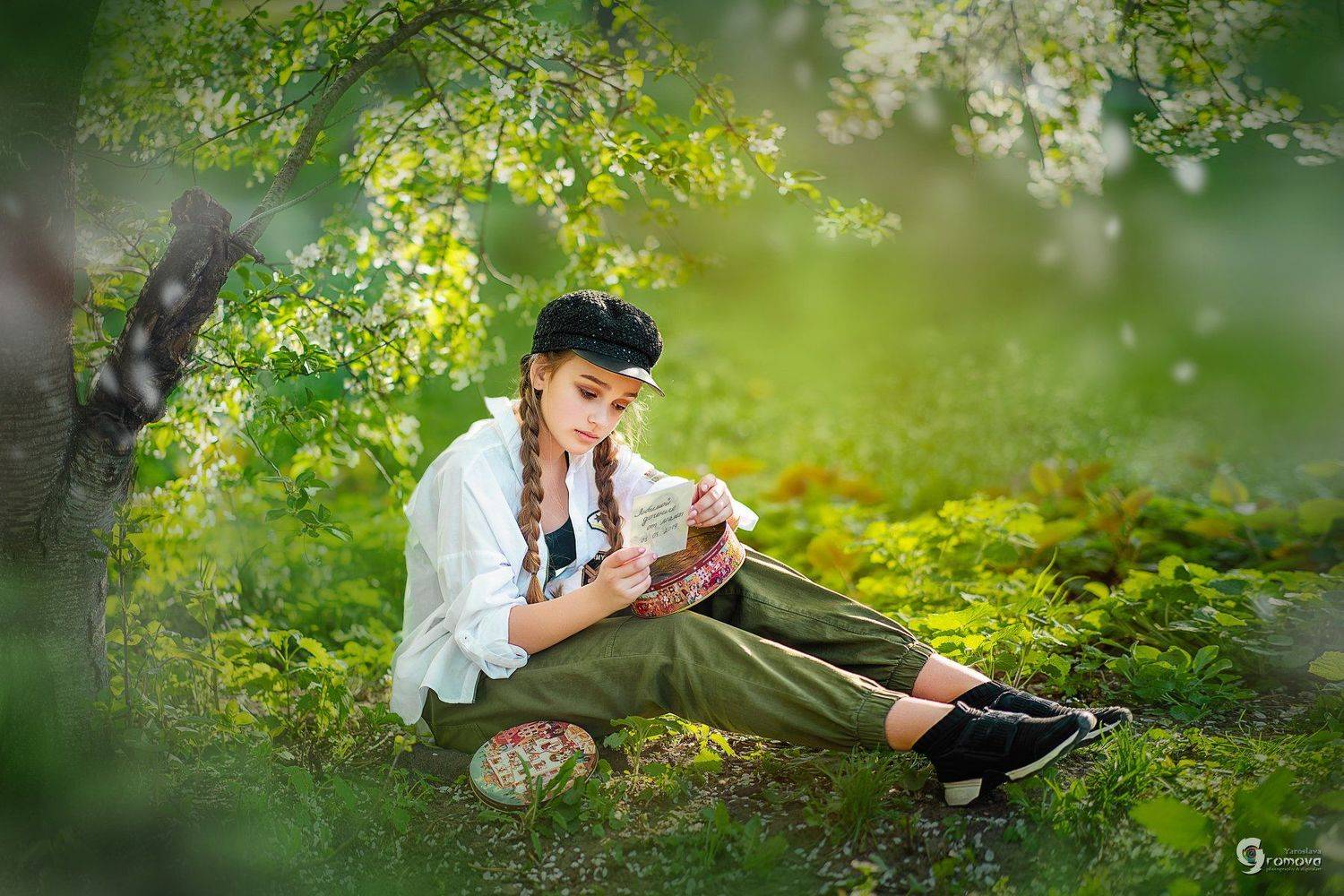 лето, во дворе, пацанка, девочка, фото мамы, письмо, весна, Ярослава Громова