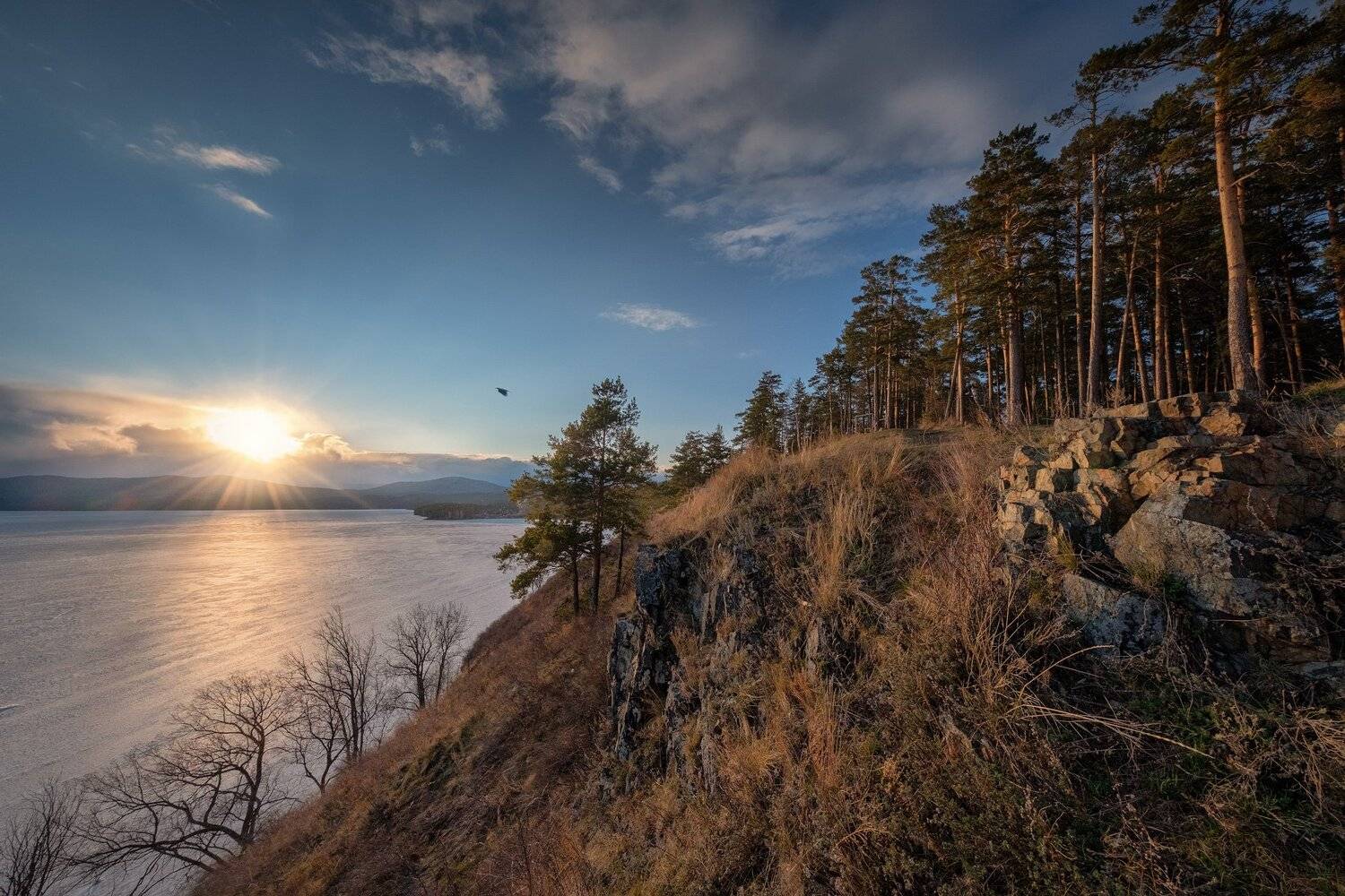 тургояк, озеро, лед, весна, апрель, солнце, закат, лес, скалы, урал, миасс, Андрей Чиж