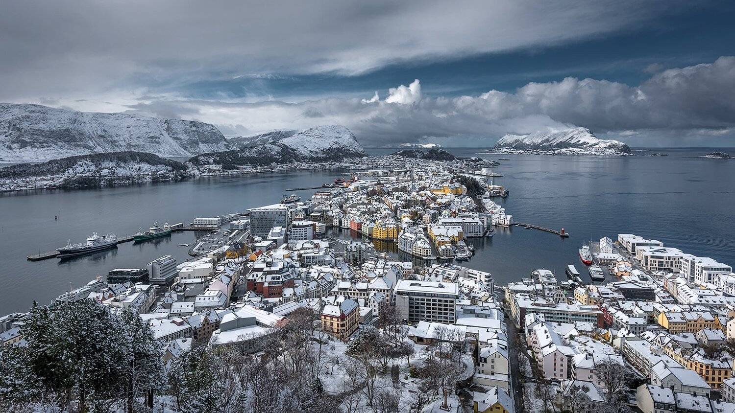 city,norway,alesund,winter,, Tomek Orylski
