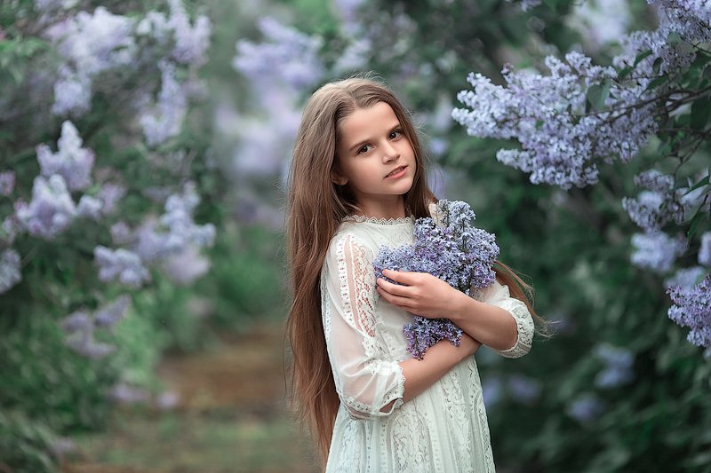 фотопрогулка, детская фотосессия, весна, май, дети, детская фотосессия, детский фотограф, фотосессия, радость, девочки, счастье, детский и семейный фотограф, детское фото, дети на фото, красотки, красивые девочки, подружки, сестрички, сирень, весна, закат Крымская сирень... фото превью