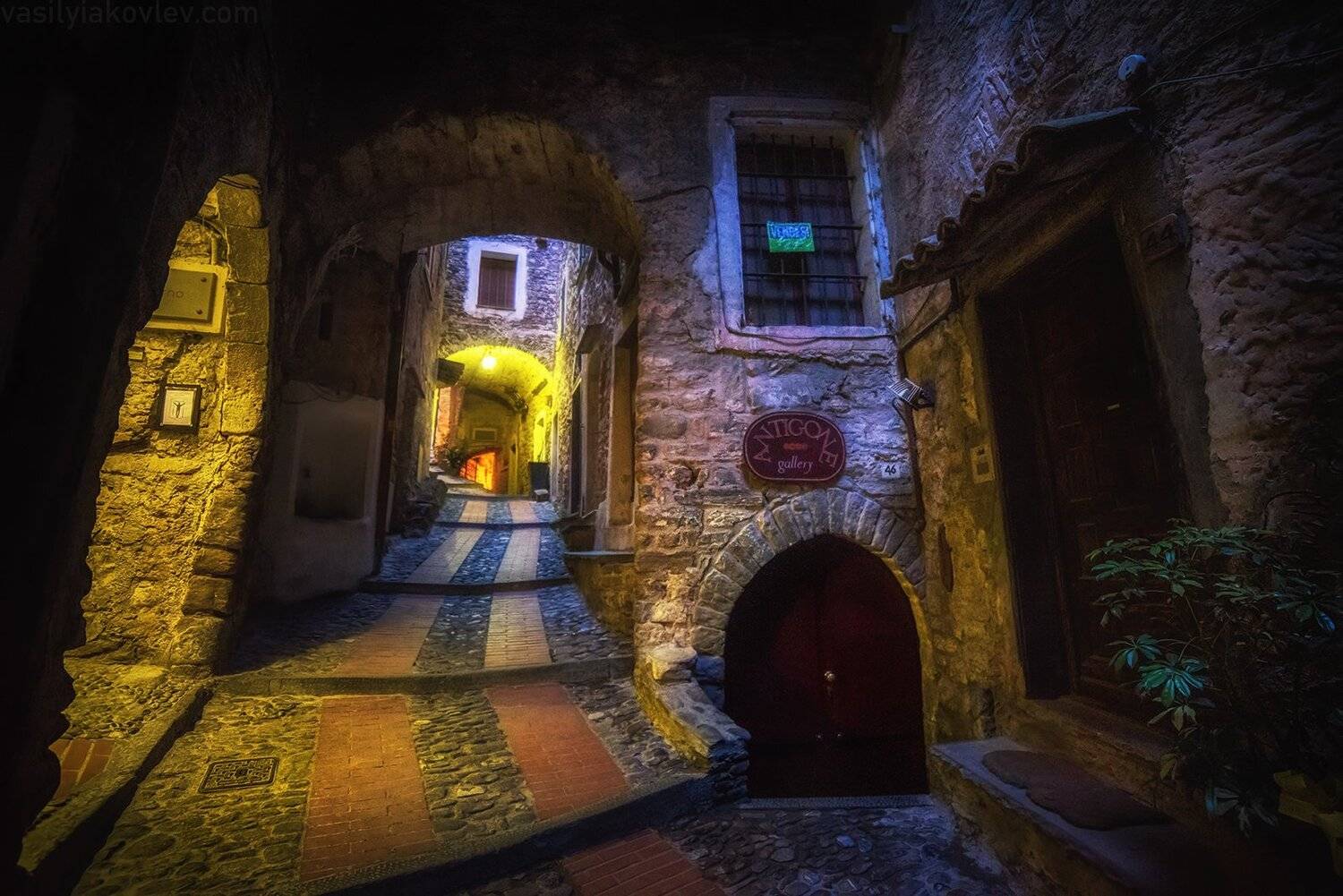 италия, Василий Яковлев