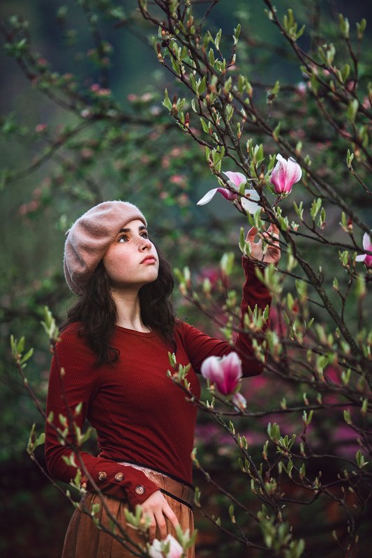 портрет, модель, магнолия, девушка, весна Ольга фото превью