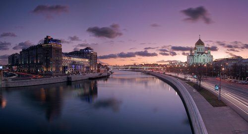 Вечер в Москве.