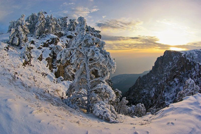 Последний закат уходящего года... фото превью