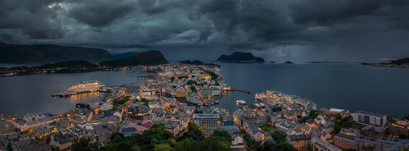 city,light,alesund,norway,cityscape Ålesund,Norway фото превью