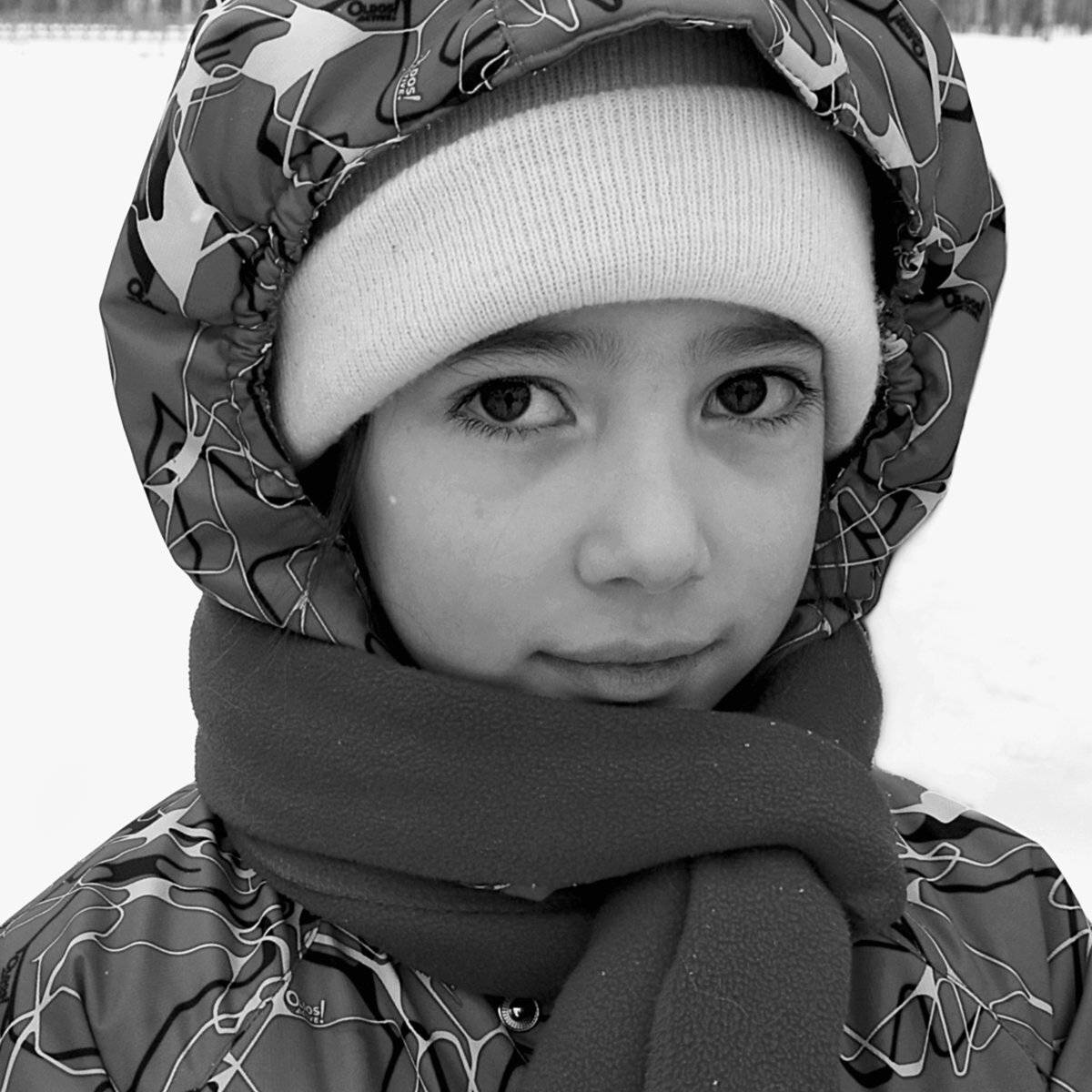 портрет, девочка, глаза, взгляд, чб, апатиты, Николай Смоляк