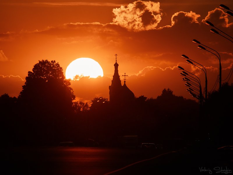 По дороге с облаками. Гавриловское. Моск. обл. фото превью
