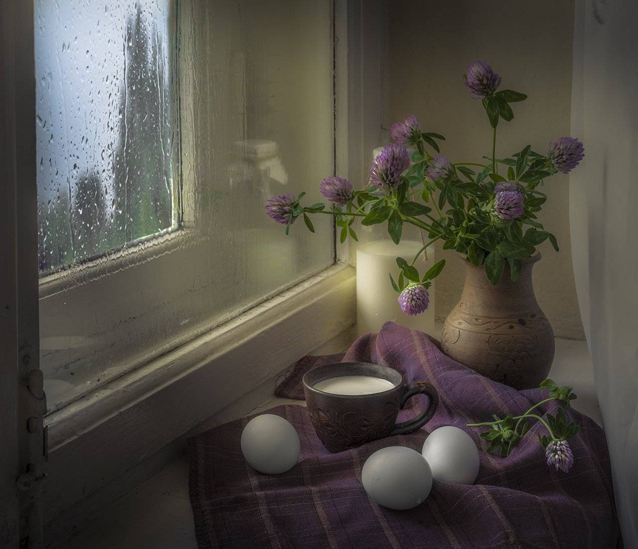 натюрморт,окно,клевер,молоко, Елена Рубинская