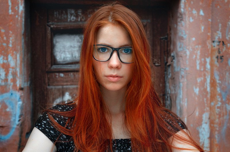 девушка, портрет, рыжая девушка,свет, лето,очки, девушка в очках, Диана фото превью