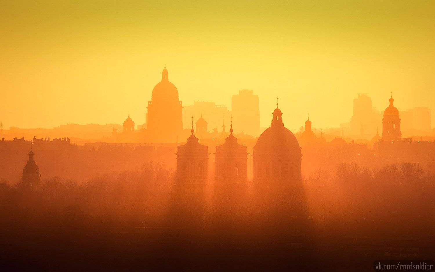 Санкт-Петербург, закат, город, пейзаж, контровой, крыша, храм, церковь, Голубев Алексей