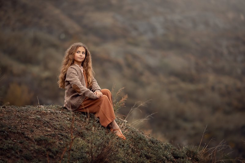 горы туман девочка *** фото превью