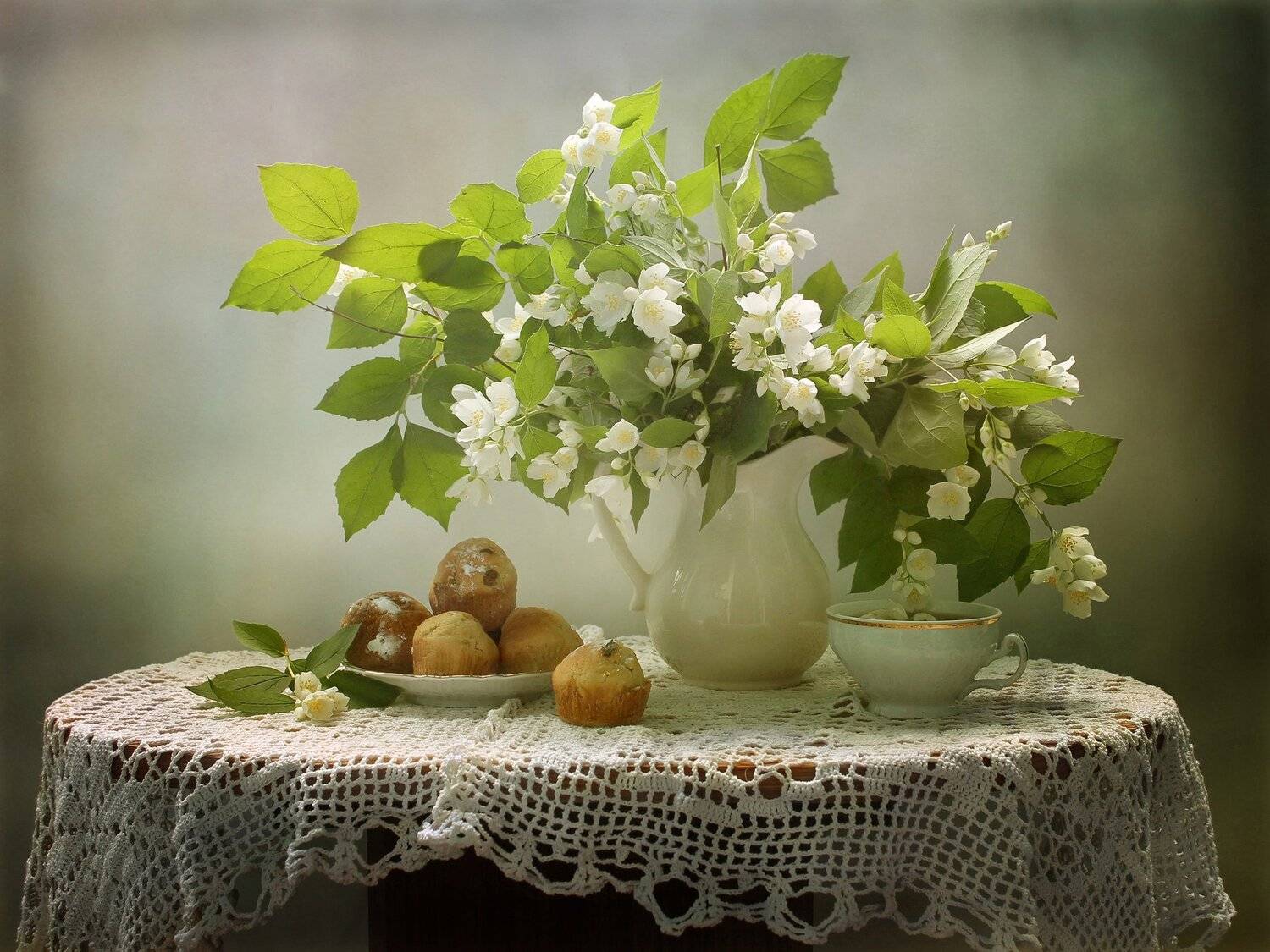 натюрморт, лето, жасмин, выпечка, чай, фарфор, цветы, Ковалева Светлана