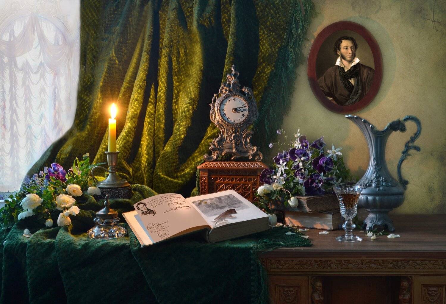 still life,натюрморт,цветы, фото натюрморт, лето, июнь, незабудки, свеча, подсвечник, день рождения александра сергеевича пушкина, поздравление, портрет, часы, книга стихов пушкина, чернильница, перо, анютины глазки,, Колова Валентина