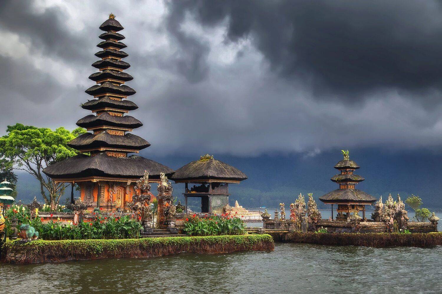 , Иван Курмышов